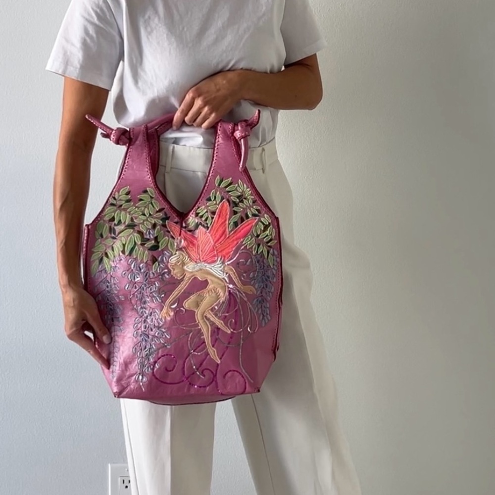 Whimsical BUBBA leather bag like new!!!